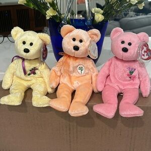 Lot of three Ty Beanie Babies bears Mother, Dearest and Mum